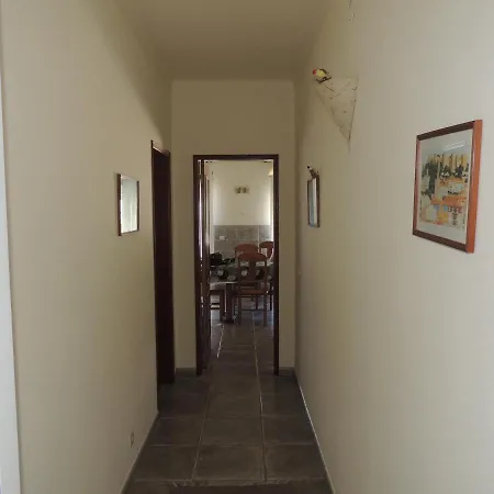 Paredes Da Vitória *