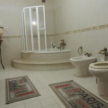 Paredes Da Vitoria *